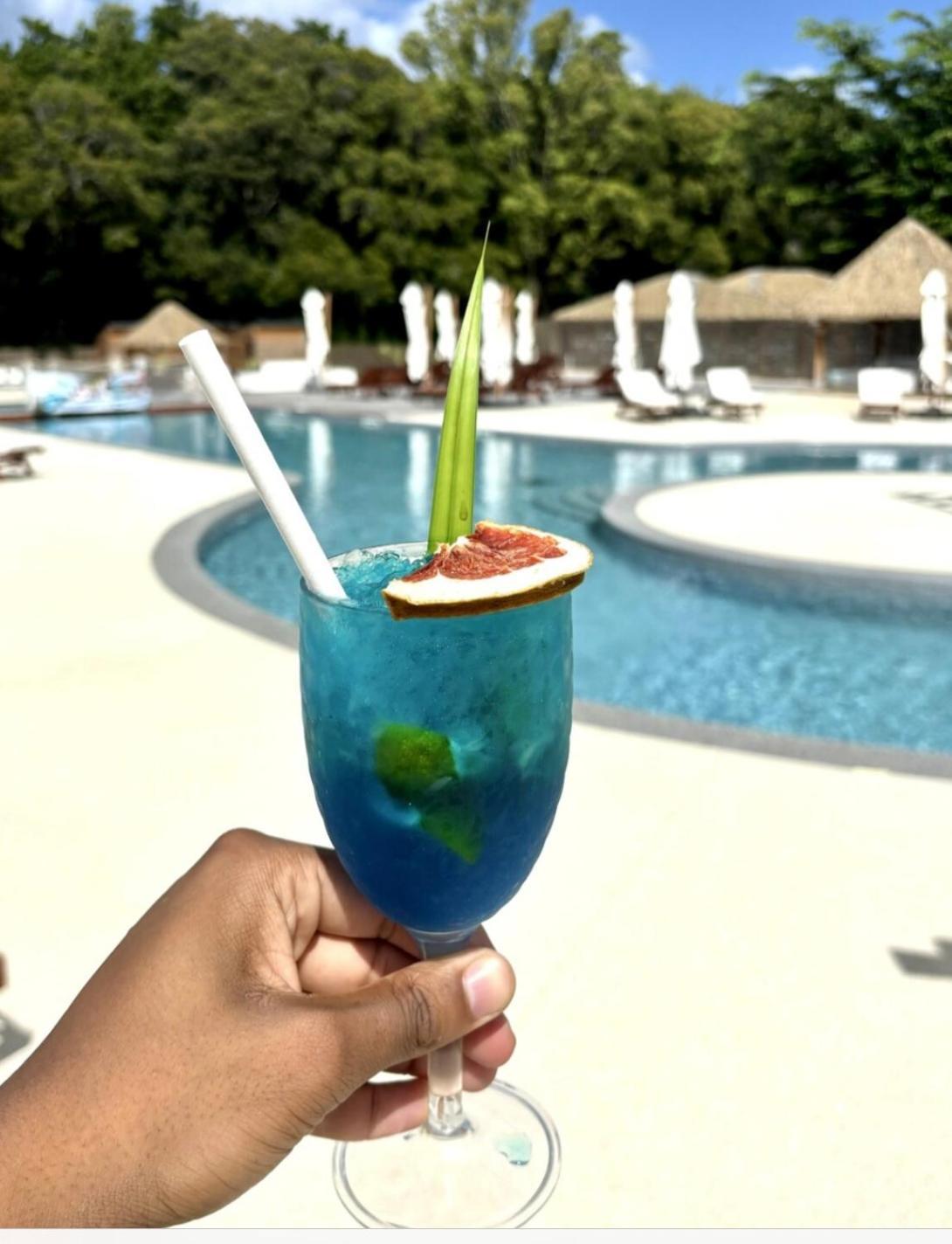 L Oralya - Blue Dream, Plage, Piscine, Restaurant Grand-Bourg  Экстерьер фото